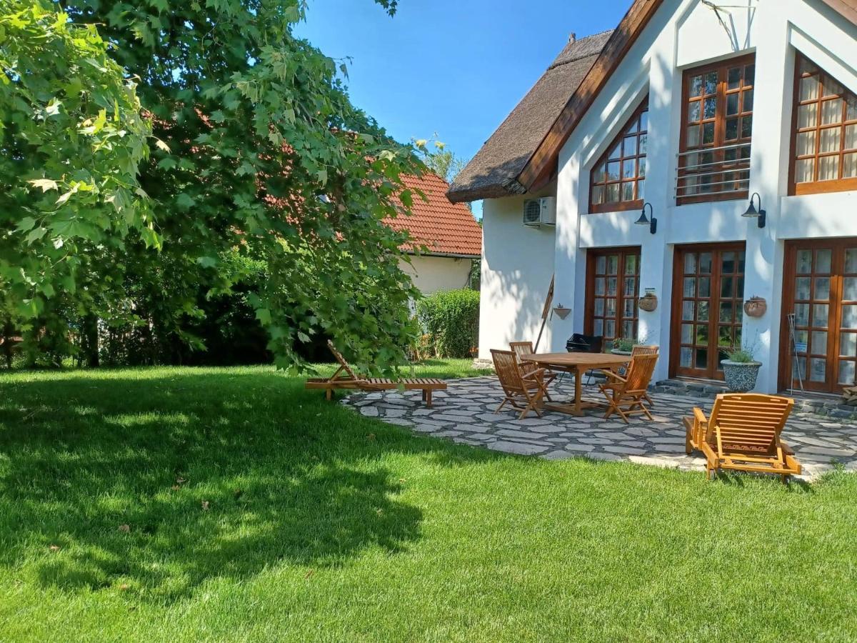 The Pearl Of Balaton Villa Szigliget Exterior photo