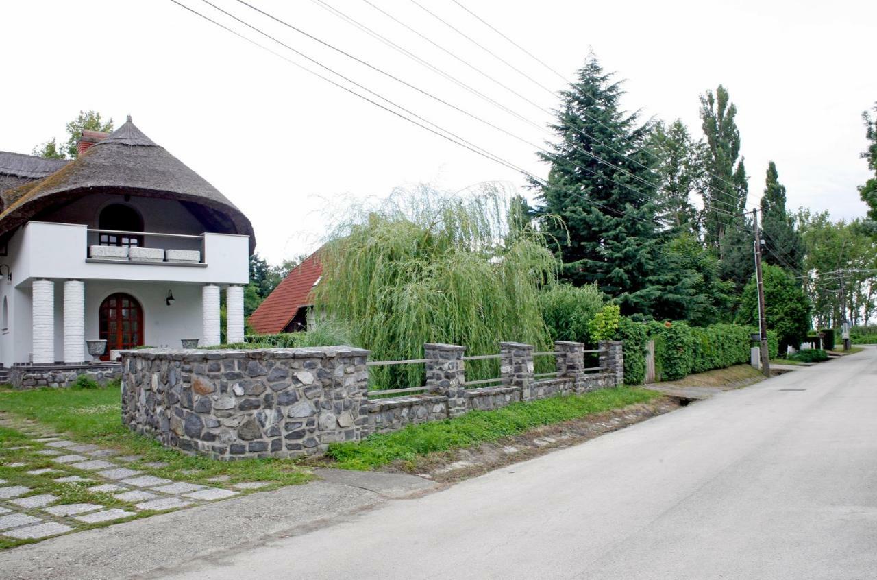 The Pearl Of Balaton Villa Szigliget Exterior photo