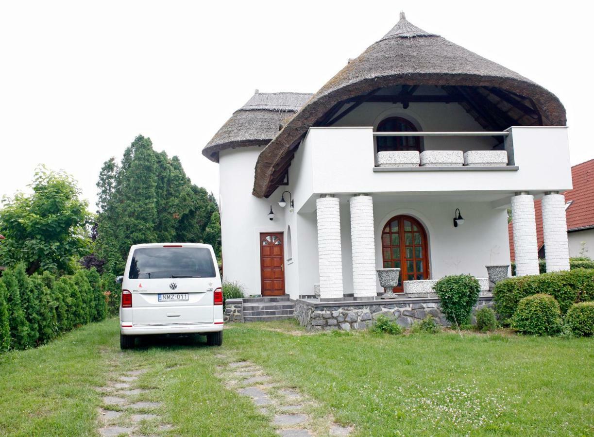 The Pearl Of Balaton Villa Szigliget Exterior photo